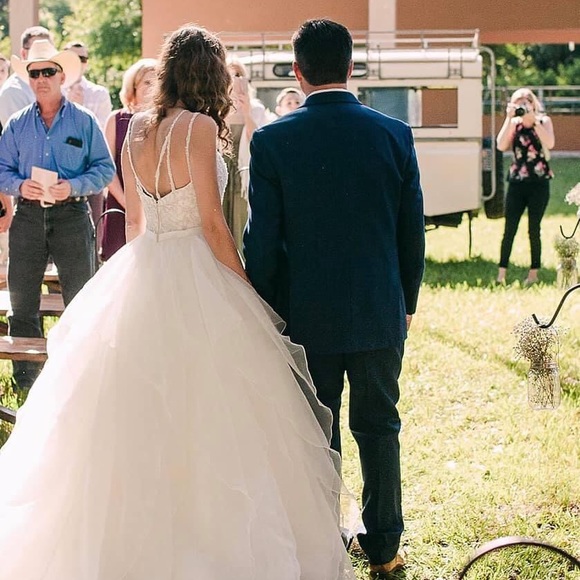 Wedding Gown - Picture 13 of 13